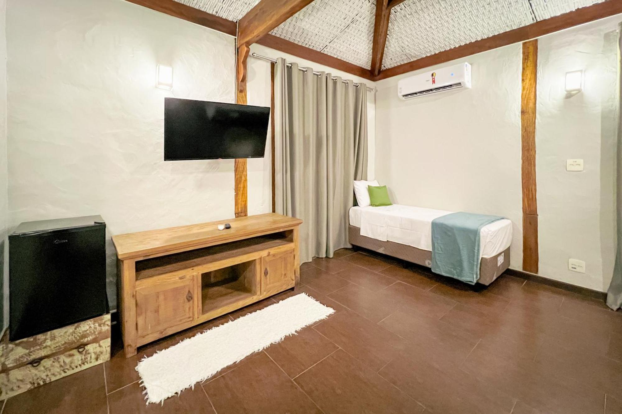 Velinn Pousada Canoa Ilhabela Habitación foto