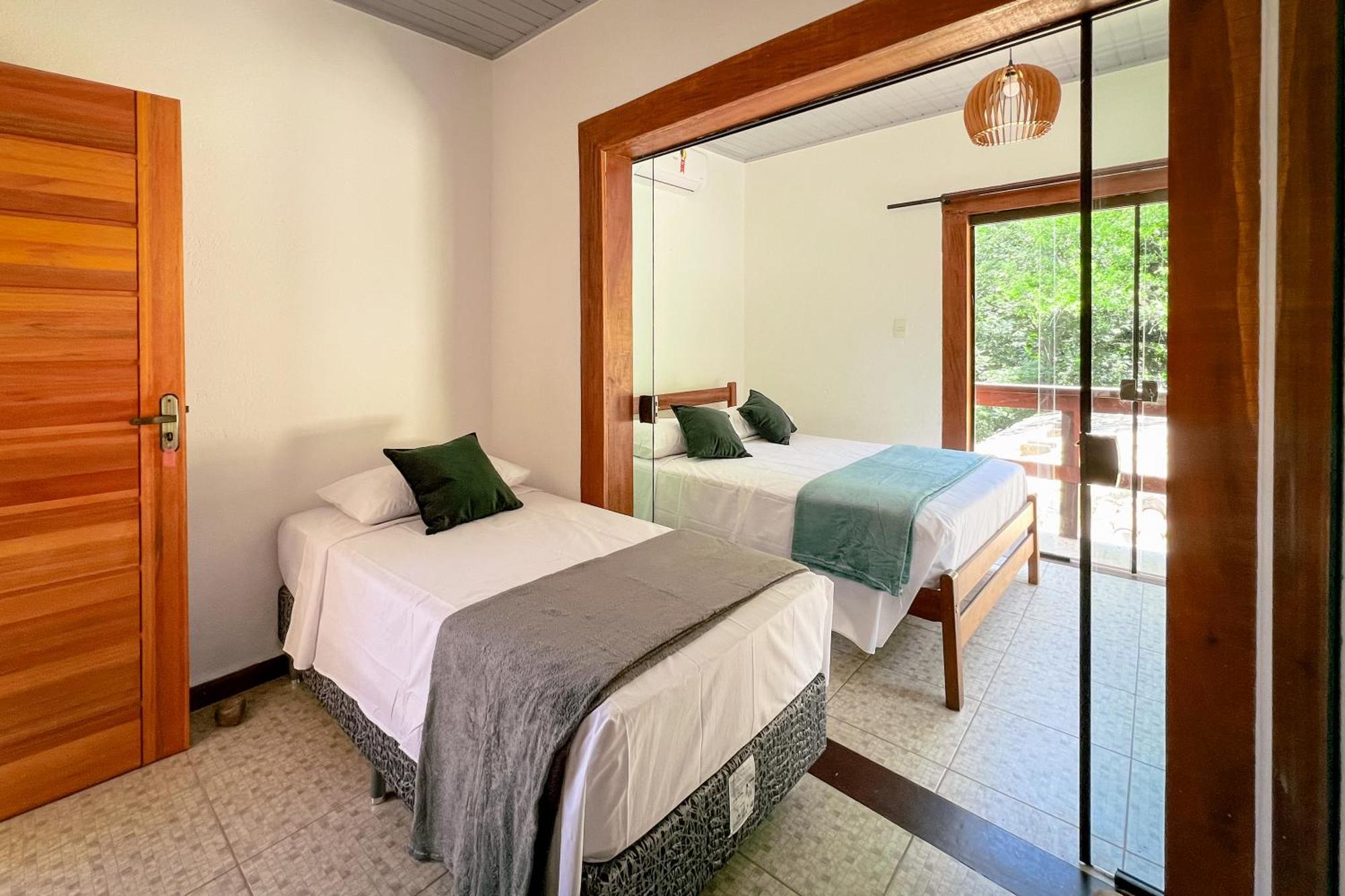 Velinn Pousada Canoa Ilhabela Habitación foto